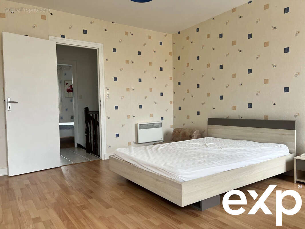 Maison à PORT-DES-BARQUES