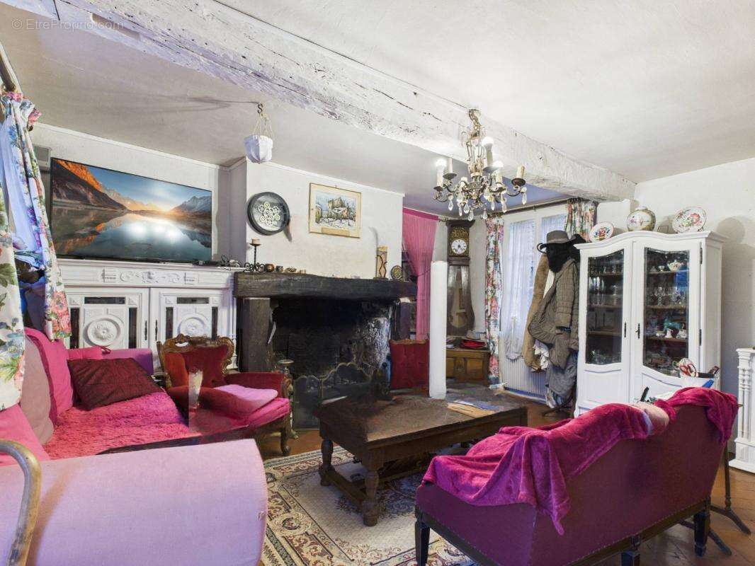 Maison à ELINCOURT-SAINTE-MARGUERITE