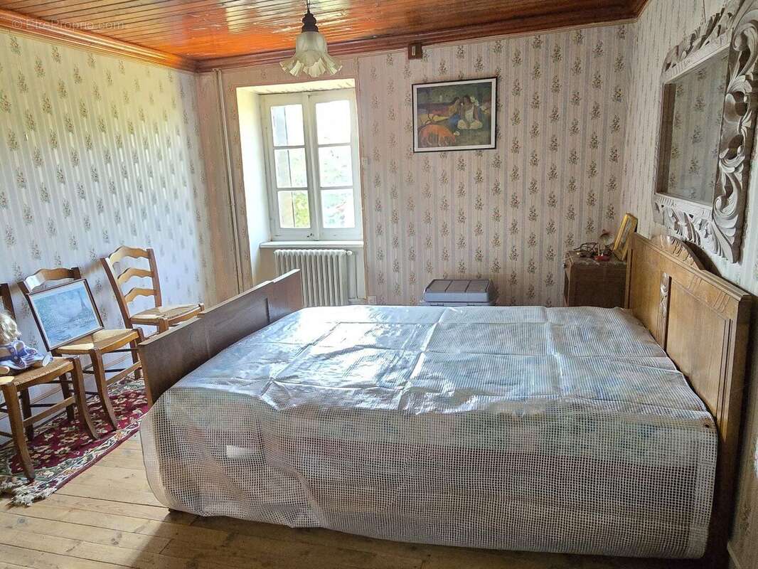 Corps de ferme avec maison, appartement et dépendances - Durenque - photo 17