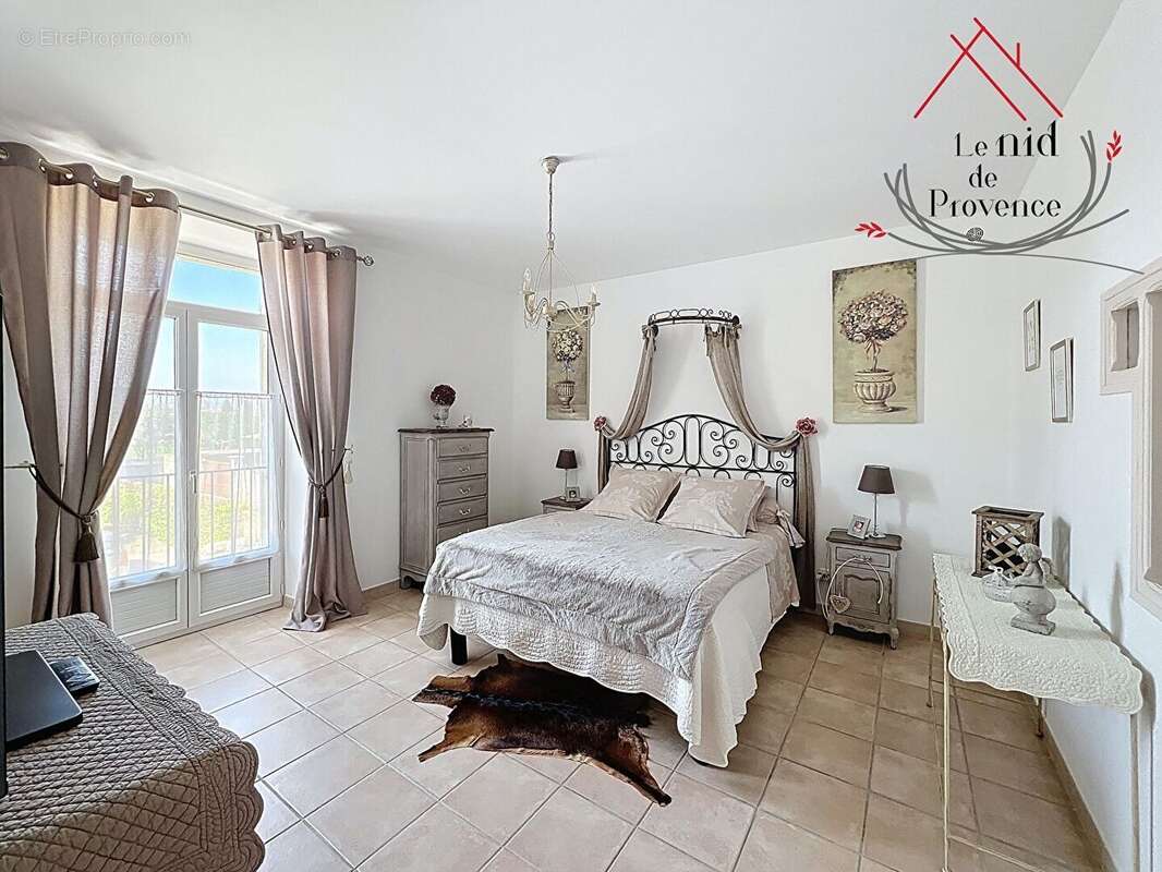 Maison à ALTHEN-DES-PALUDS