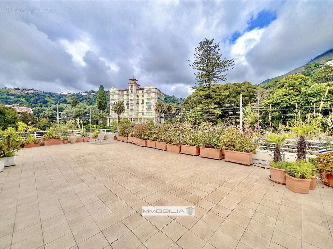 Appartement à MENTON