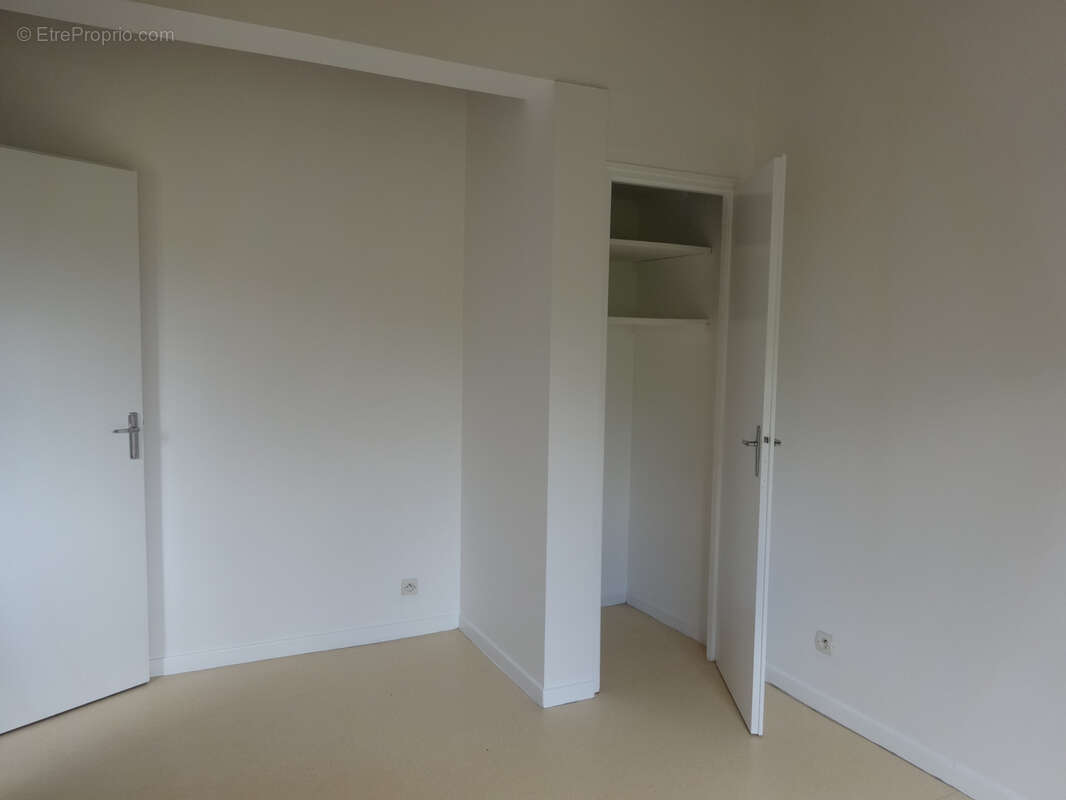Pont des Demoiselles, appartement T1bis pour INVESTISSEUR rentabilité à 6.5% - photo 3
