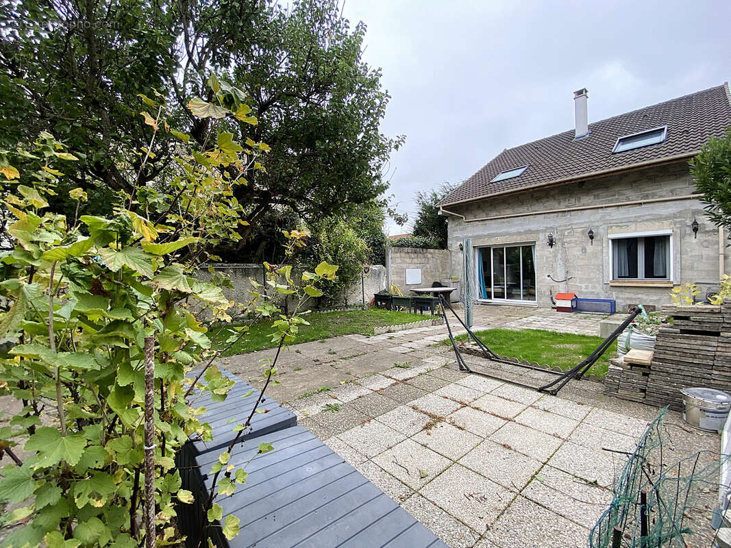 Maison à FONTENAY-SOUS-BOIS