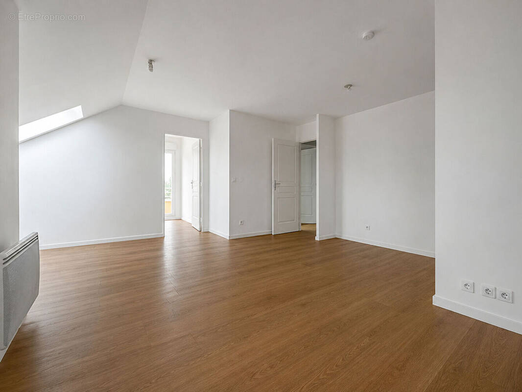 Appartement Beaumont Sur Oise 4 pièce(s) 67 m2 - photo 1