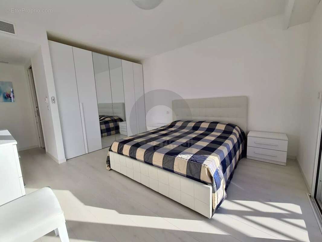 Appartement à MENTON