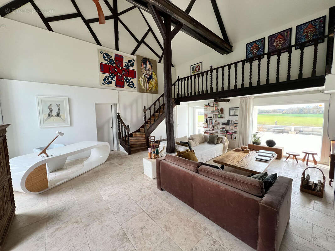 Maison à CHAMBEUGLE