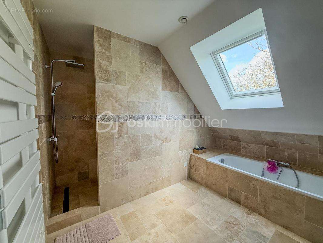 Maison familiale contemporaine de 2018 avec jardin – Prestations soignées, DPE A et vie de plain-pied - photo 12