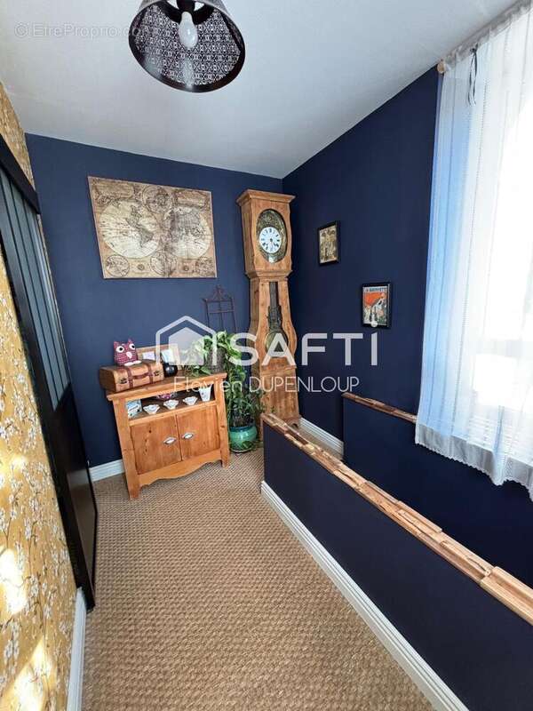Maison 94 m² à Celles-Sur-Durolle  - photo 6