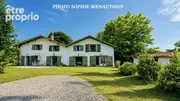 Maison à URT