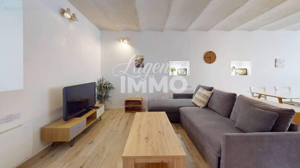 Appartement à SAINT-JORIOZ