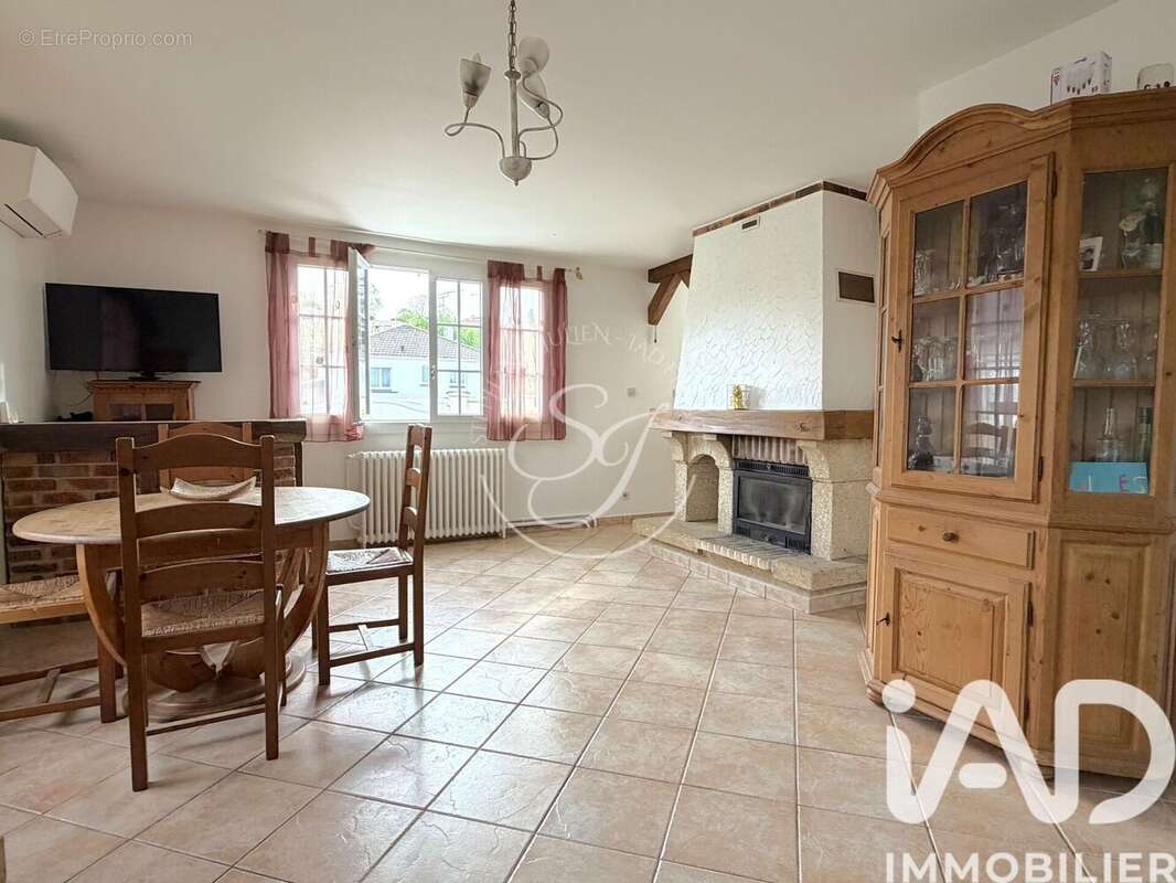 Photo 3 - Maison à EVRY