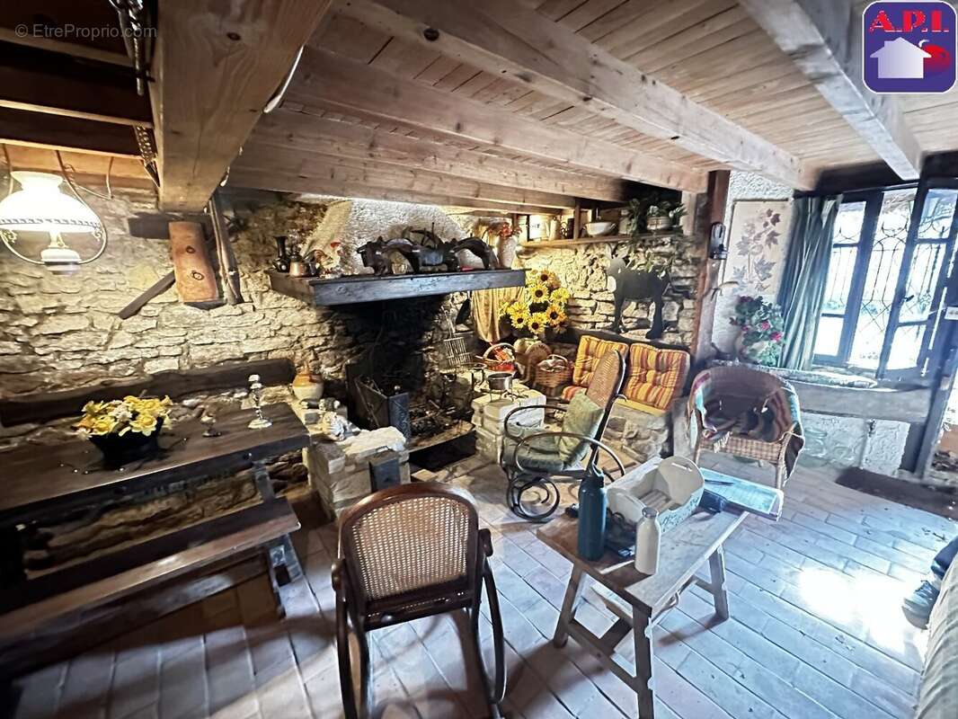 Maison à CASTELNAU-DURBAN