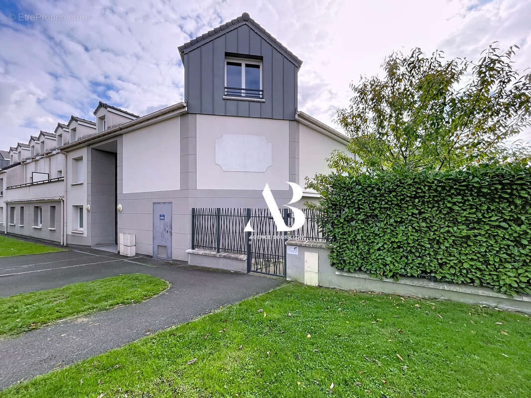 Appartement à MOISSY-CRAMAYEL