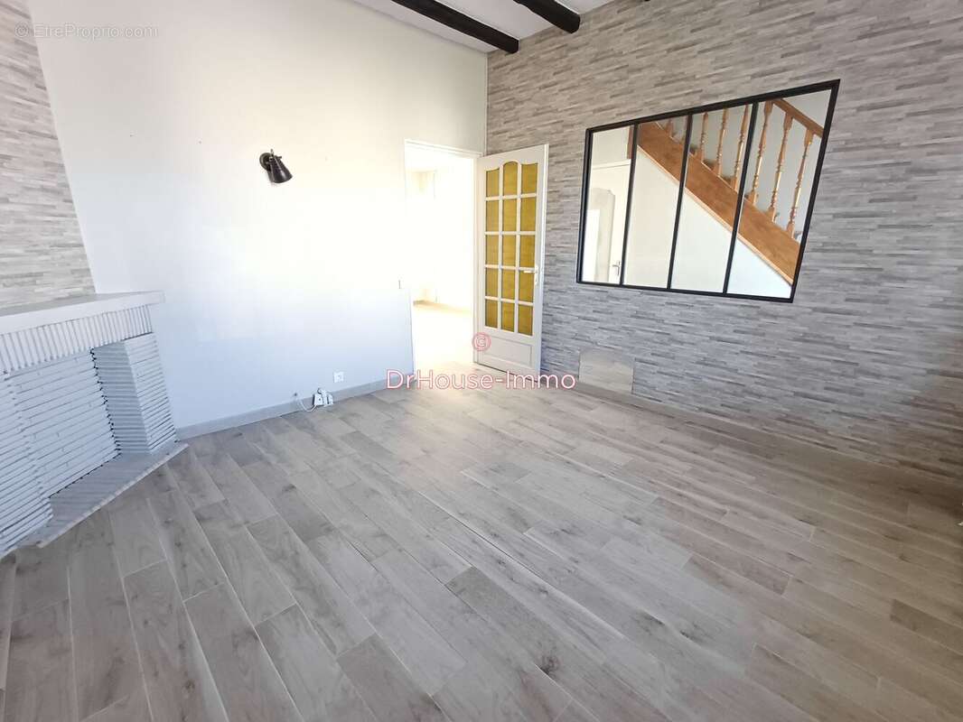 Maison à SAINT-QUENTIN