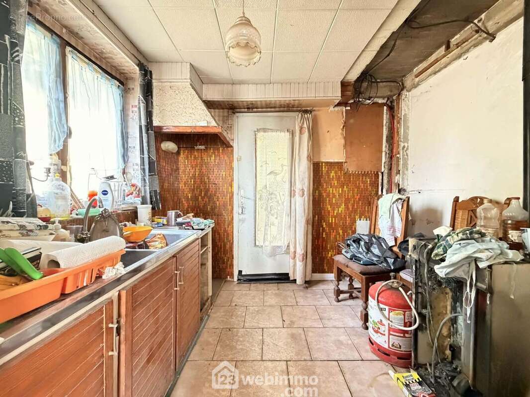 La cuisine de 10 m² à aménager selon vos envies - Maison à LAON