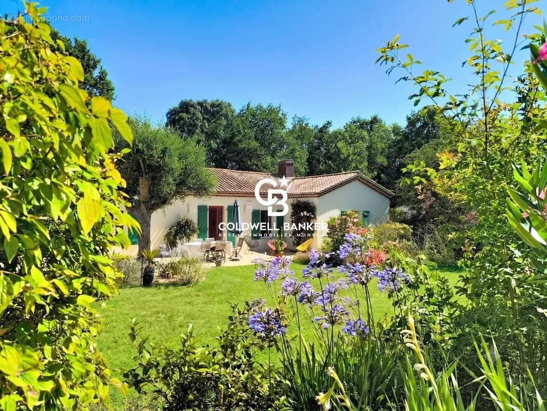 Maison à TALMONT-SAINT-HILAIRE