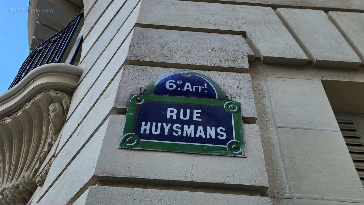 Appartement à PARIS-6E