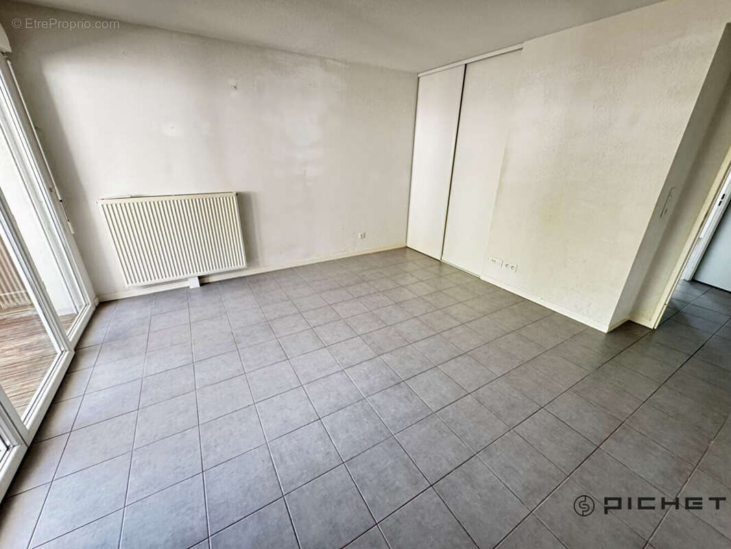 Appartement Cenon 3 pièce(s) 61 m2 - photo 4