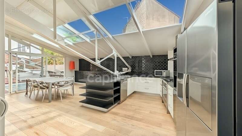 Loft à Chalon-Sur-Saône (71) Loft à vendre de 11 pièces terrasse piscine garage 412.4 m² - photo 4