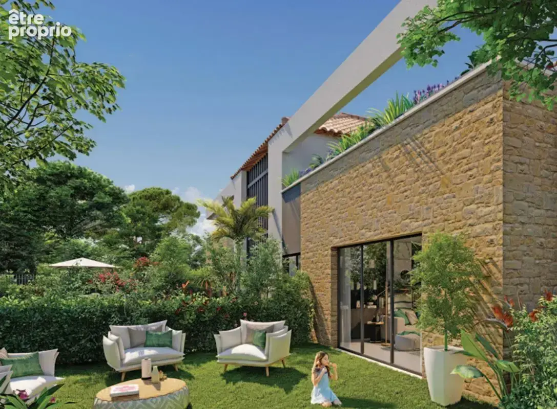 Appartement à SIX-FOURS-LES-PLAGES