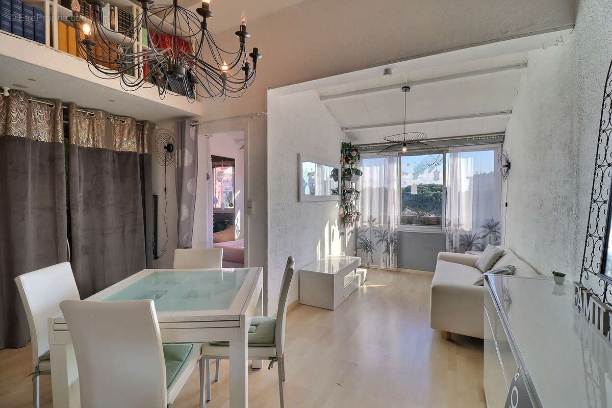 Appartement à SAINT-CYPRIEN