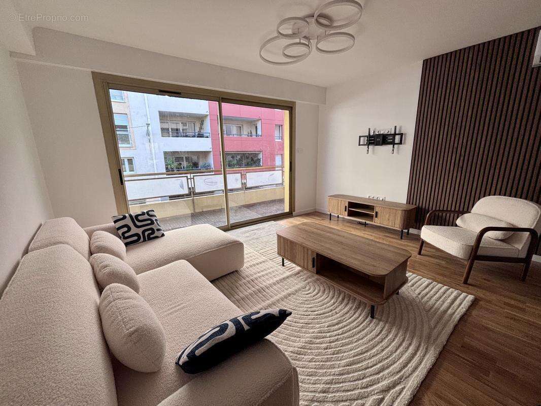 Appartement à SAINT-RAPHAEL