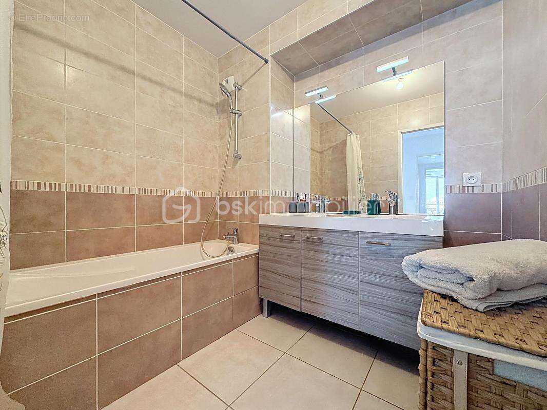 Appartement à ECHIROLLES