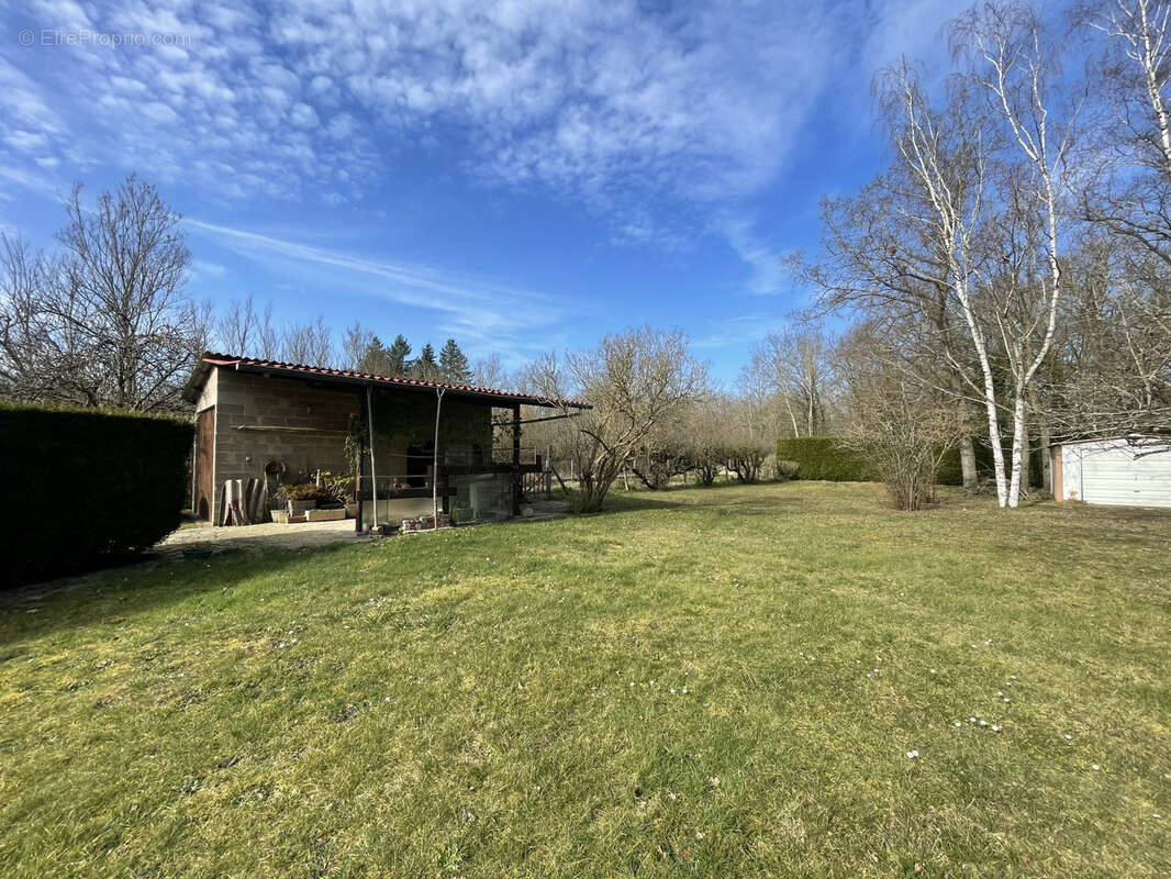 Maison à MOUSSEAUX-SUR-SEINE