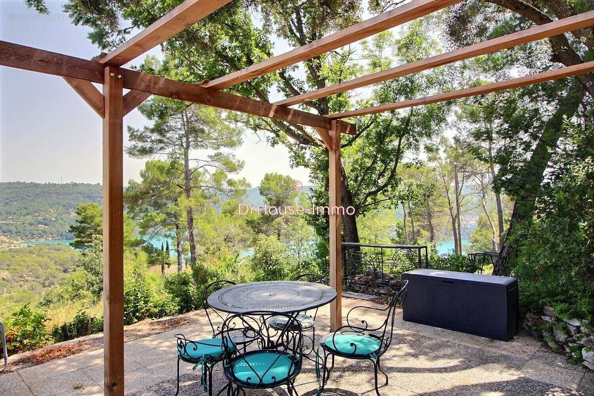 Maison à ESPARRON-DE-VERDON