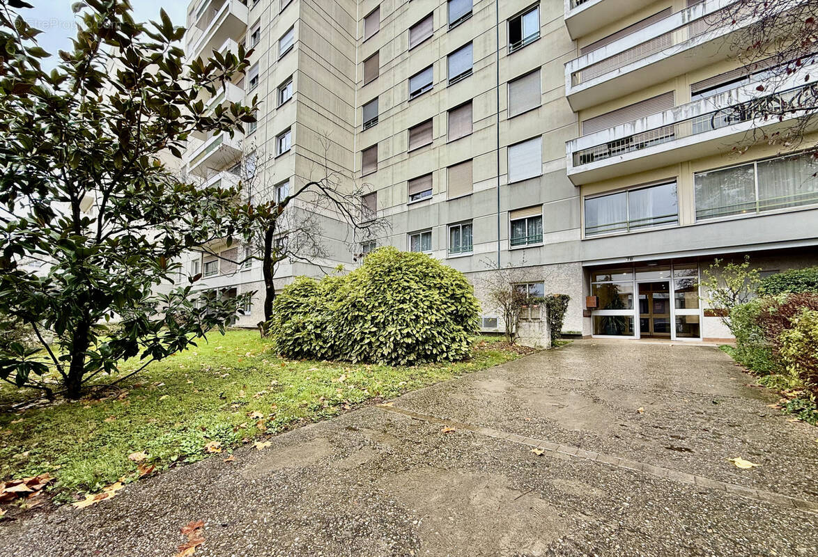 Appartement à LYON-8E