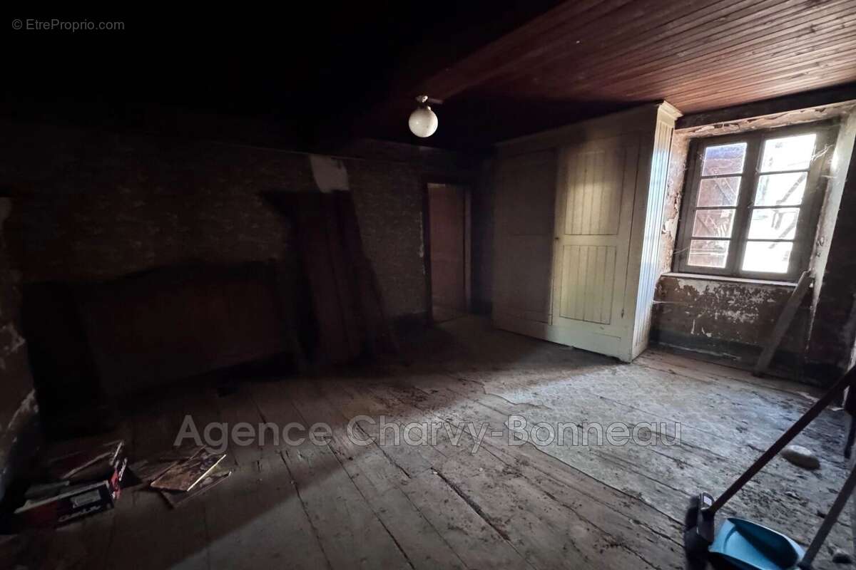 Maison à TAURIGNAN-VIEUX