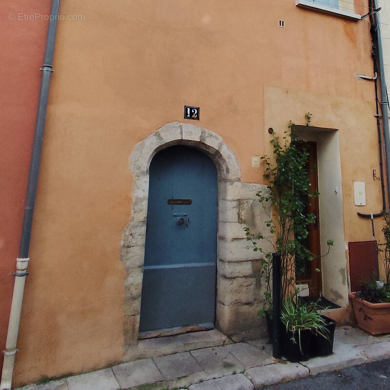 Appartement à HYERES