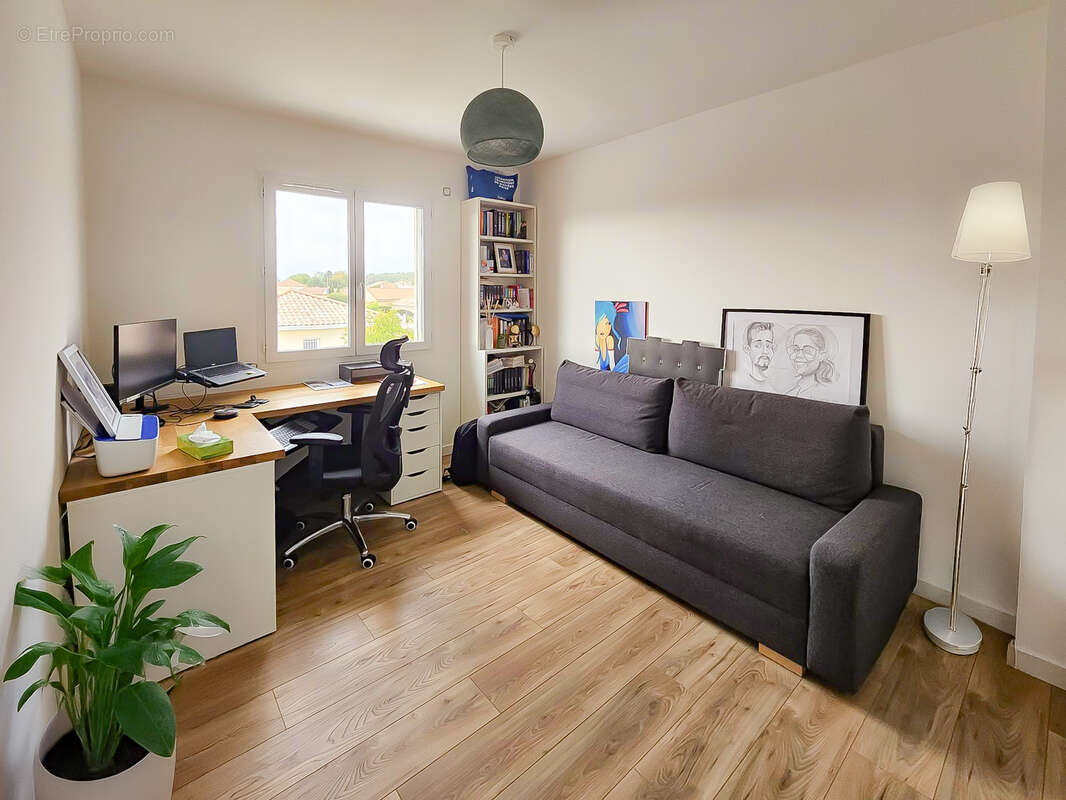 Maison à SALAISE-SUR-SANNE