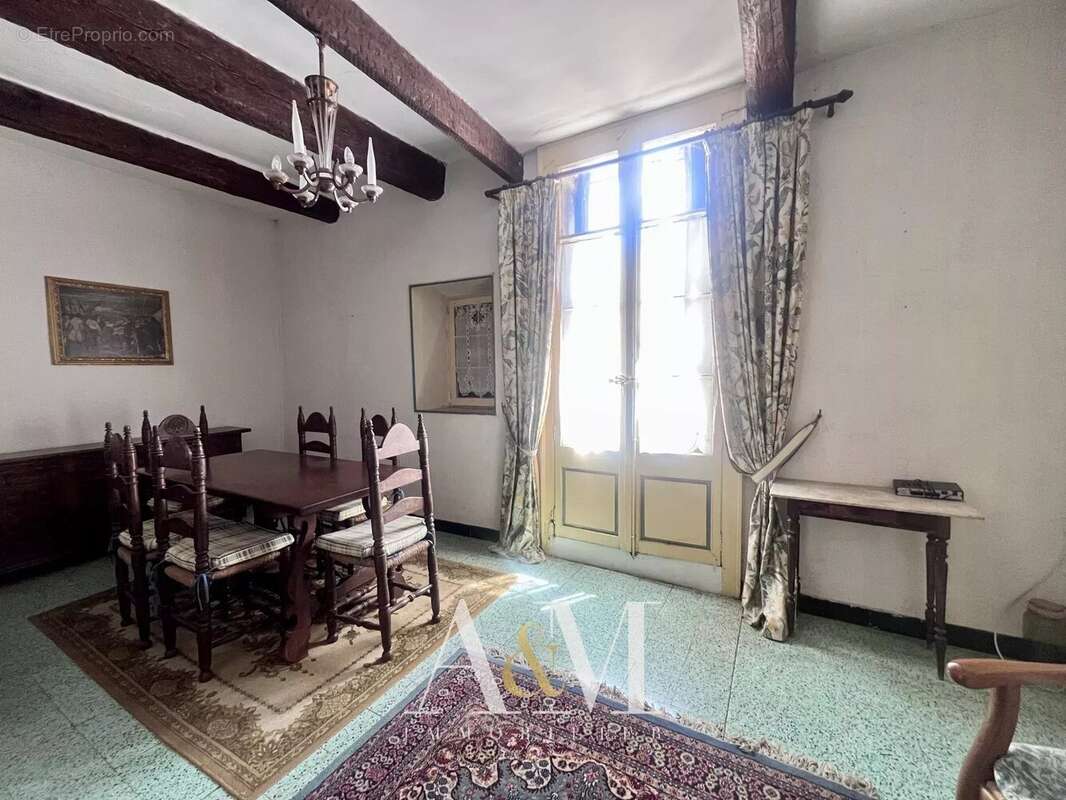 Maison à VILLEVEYRAC