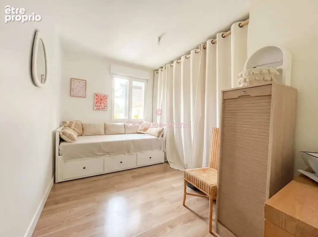 Maison 4 pièces 93 m² à vendre à Chatellerault (86100) - photo 7