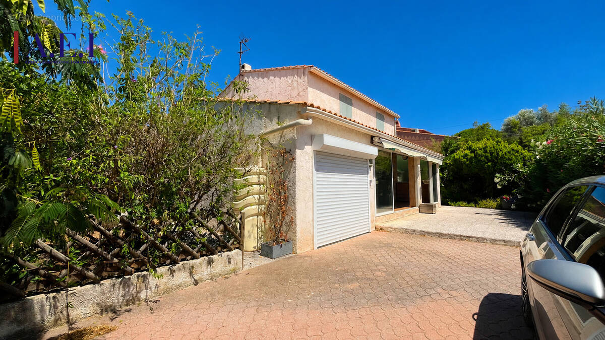 Maison à SIX-FOURS-LES-PLAGES