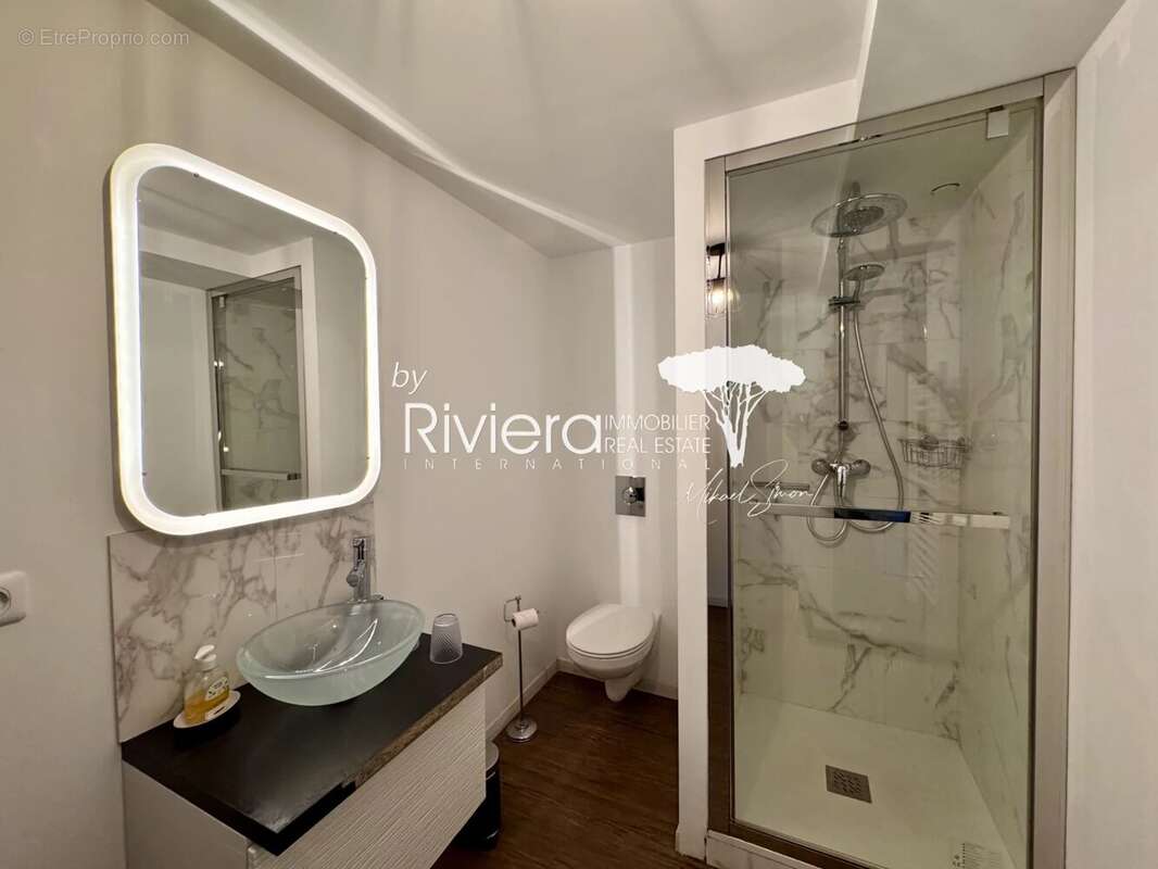 CAVALAIRE - Superbe villa contemporaine  - 5 chambres - bell - photo 24