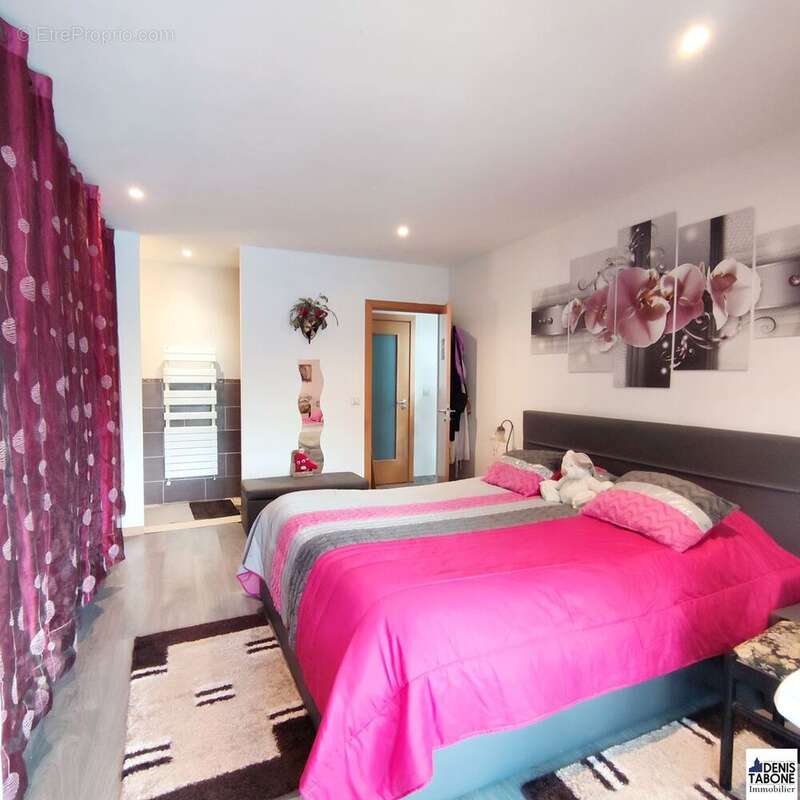 Maison à MONTLIGNON