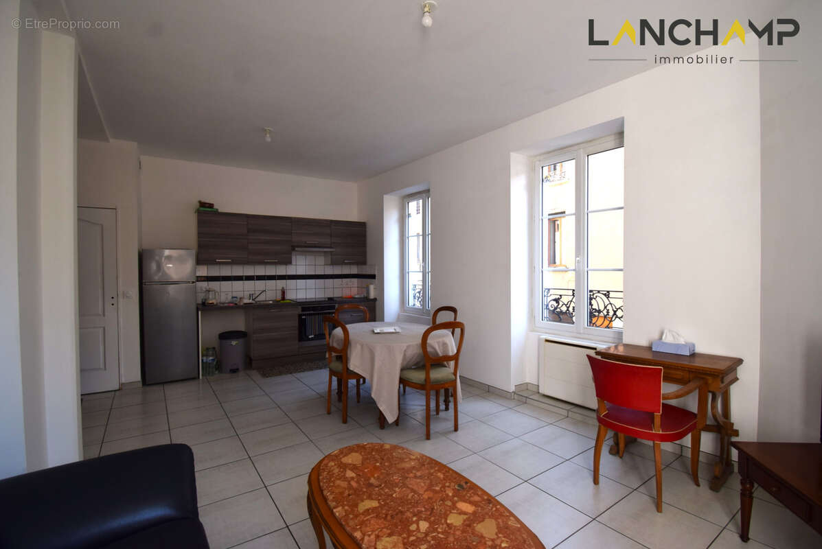 Appartement à SEYSSEL