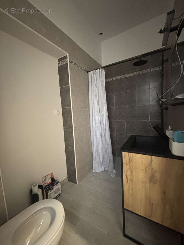 Maison à SAINTE-COLOMBE-SUR-SEINE