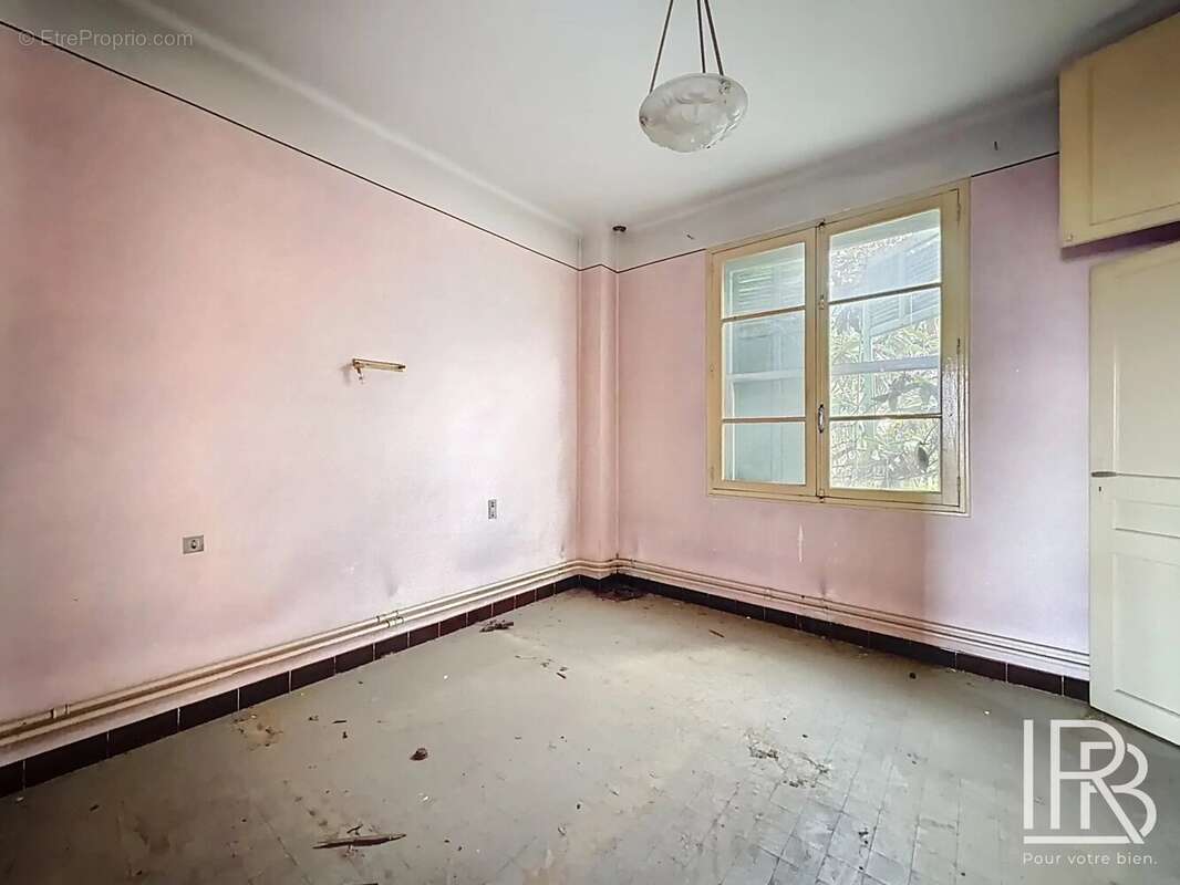 Appartement à MARSEILLE-11E