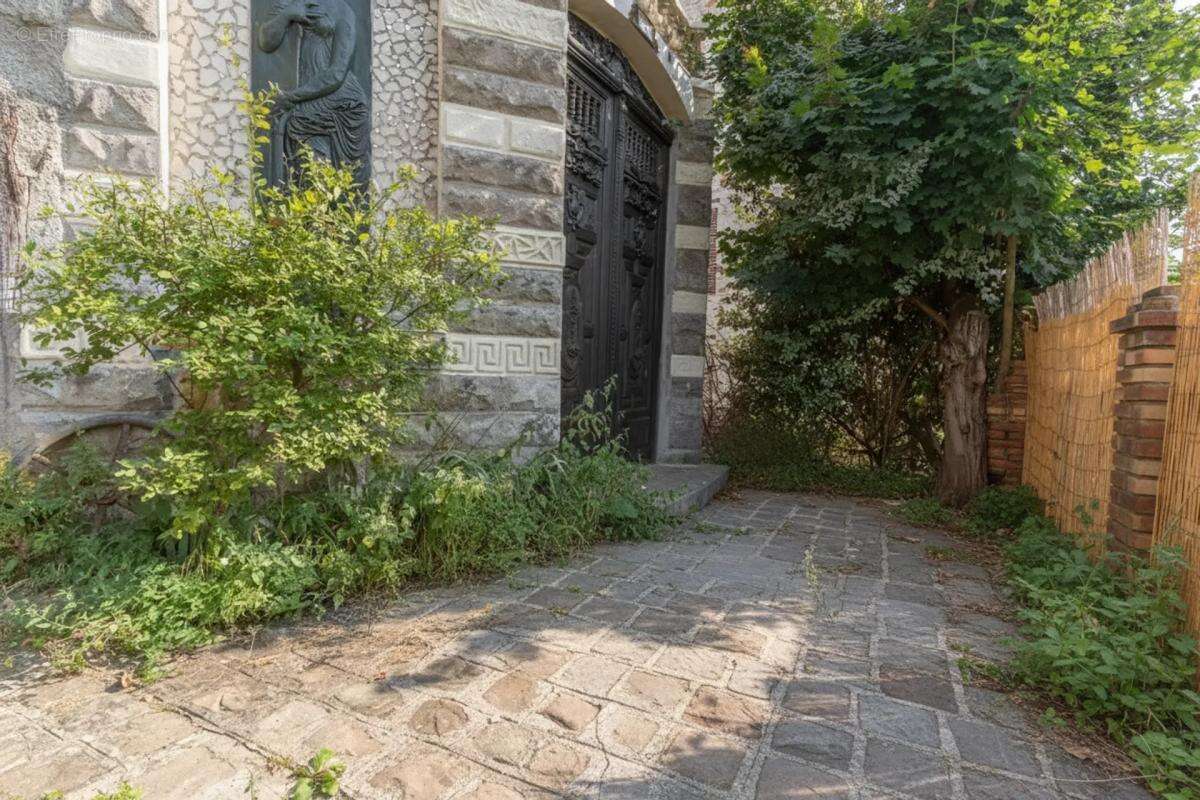 Maison historique de 127 m² - 2/3 chambres avec jardin - 95320 - photo 15