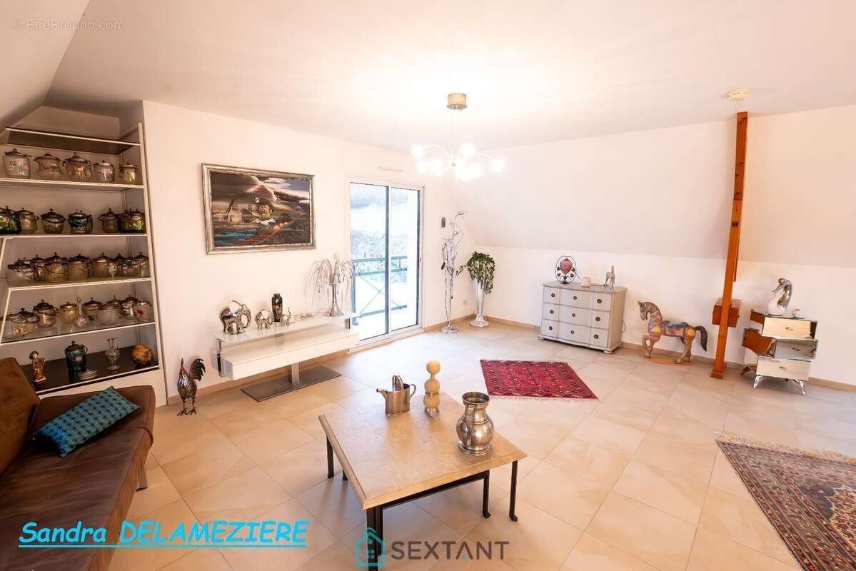 Maison à FLIXECOURT