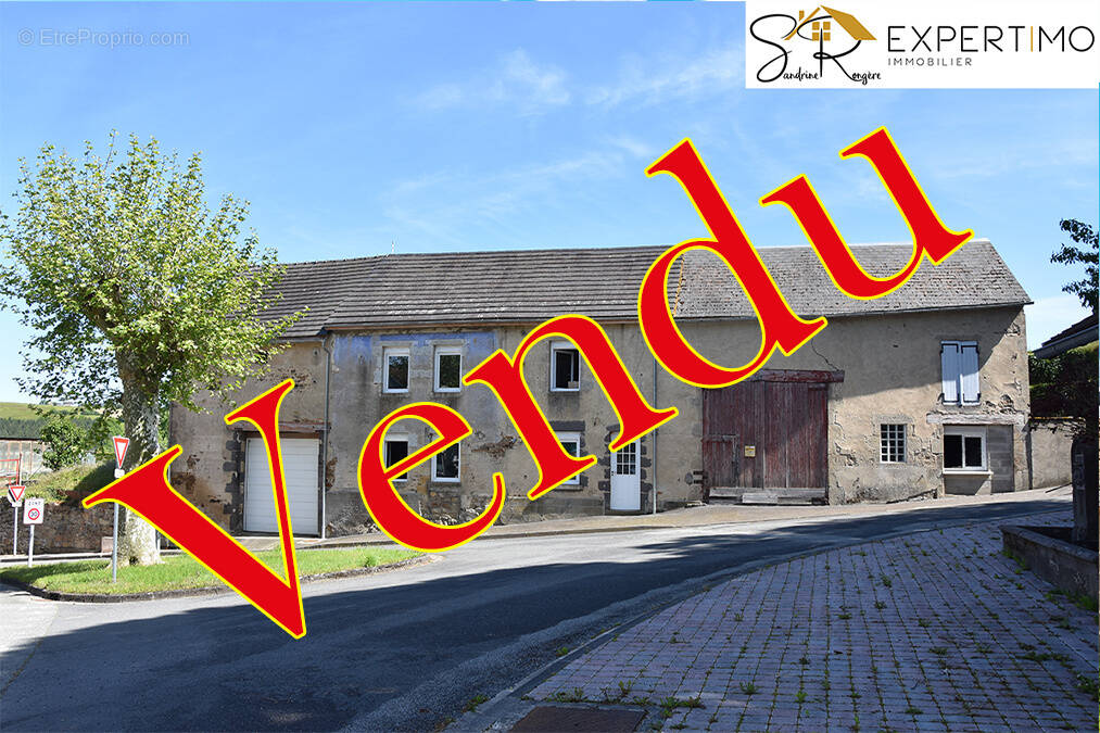 Maison à MENAT