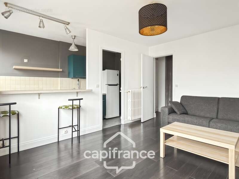 Appartement à LA GARENNE-COLOMBES