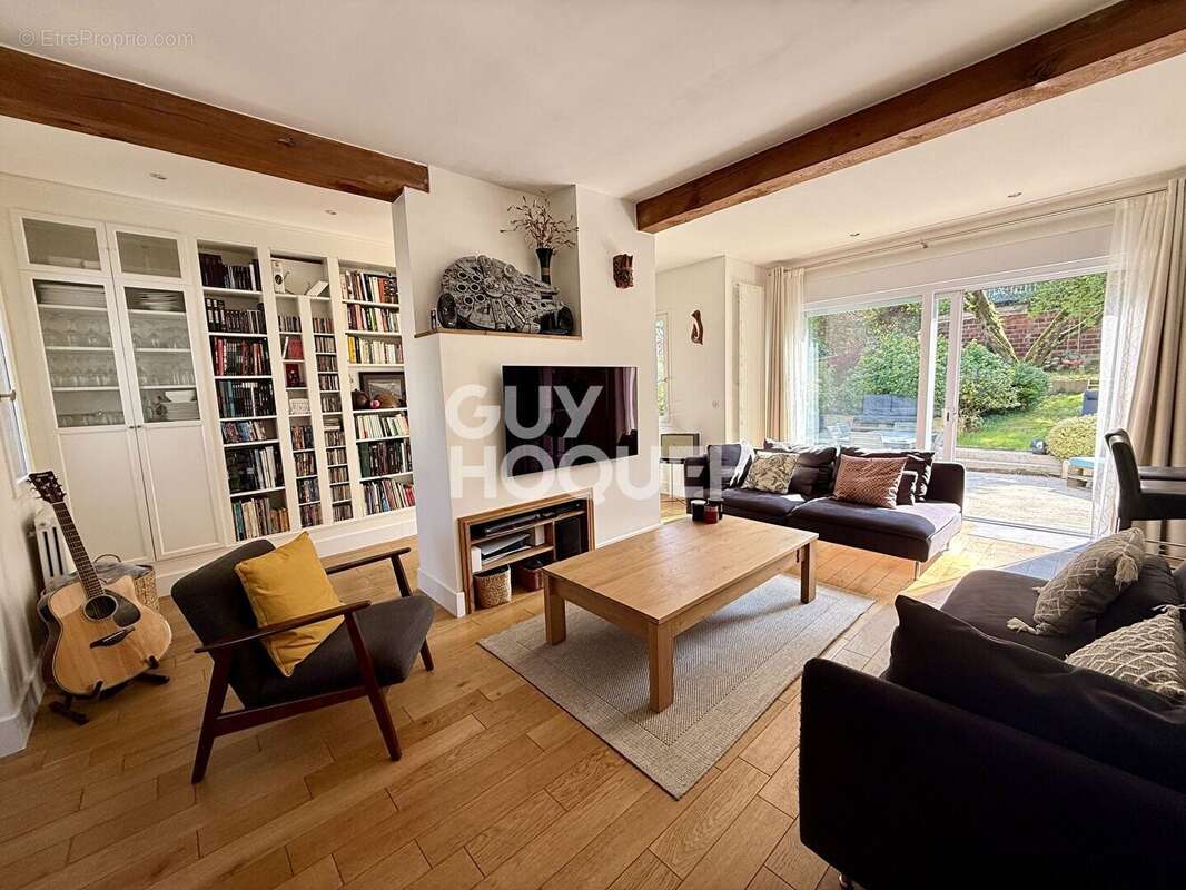Maison à MEZIERES-SUR-SEINE