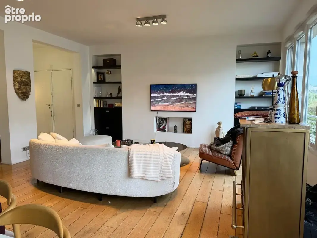 A proximité de la place de l'etoile,appartement de standing de 91,03 m2 de 4 pièces au 5 éme étage avec ascens - photo 6