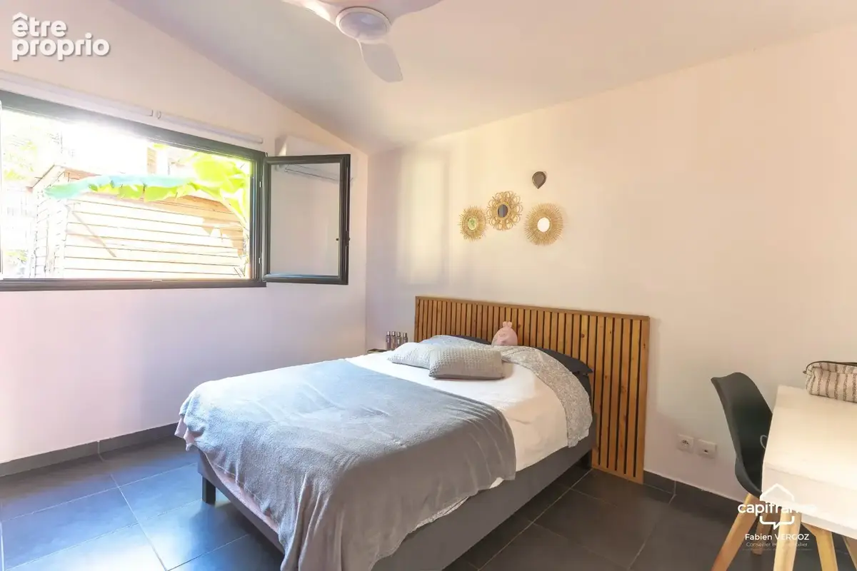 Villa F6 récente au calme dans lotissement privé à La Saline-les-Bains - photo 4
