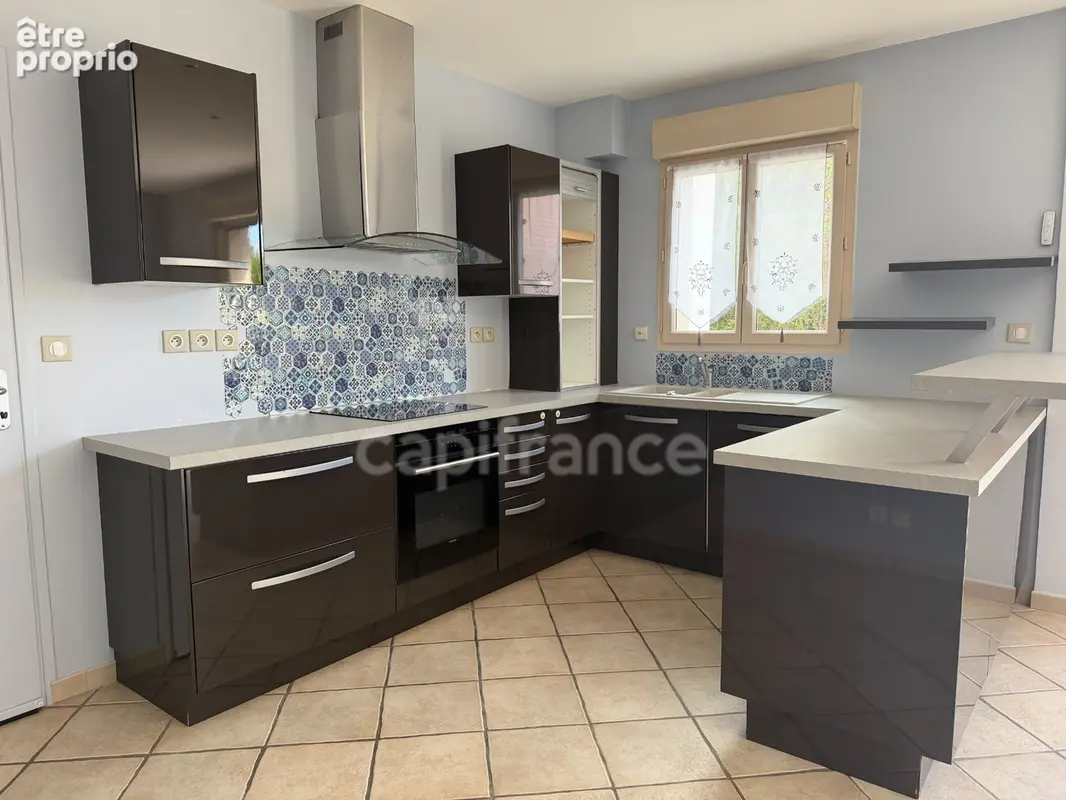 Maison à vendre 5 pièces de 91 m2 SAINT GEORGES SUR BAULCHE (89) 3 Chambres Garage Terrain Terrasse - photo 2
