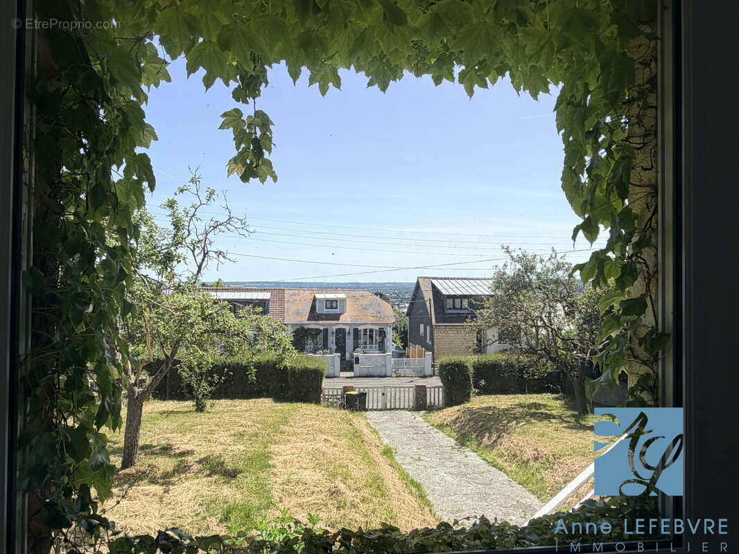 Maison de 5 pièces avec jardin et sous-sol - photo 6